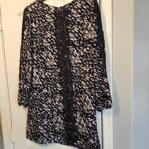 Xhilaration Women's Shift Dress Medium Black and White